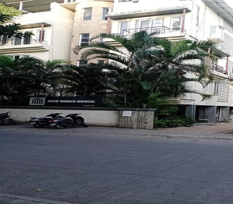 Hotel White House Pune Exteriör bild